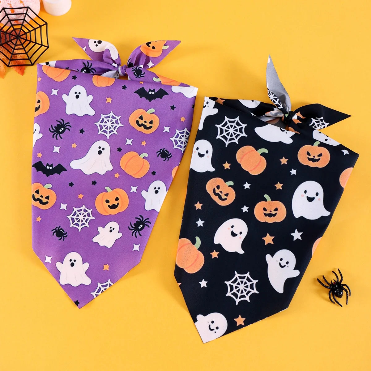 2pcs Halloween Pet Bandanas 63x43cm Ghost Pumpkin Print Triangle Scarf Peach Skin Fabric Pet Neckerchief Halloween Dog Costume